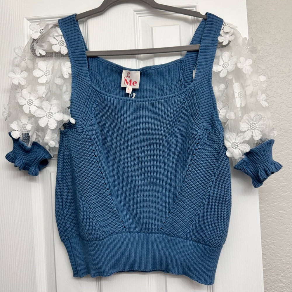 DENIM FLORAL LACE PUFF SLEEVE SQUARE NECK KNIT SWEATER TOP NWT!!! 😍😍😍💕💕💕